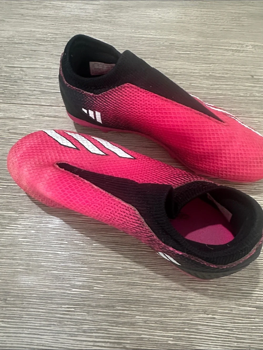Soccer Adidas Kids Slip-On cleats Pink and Black